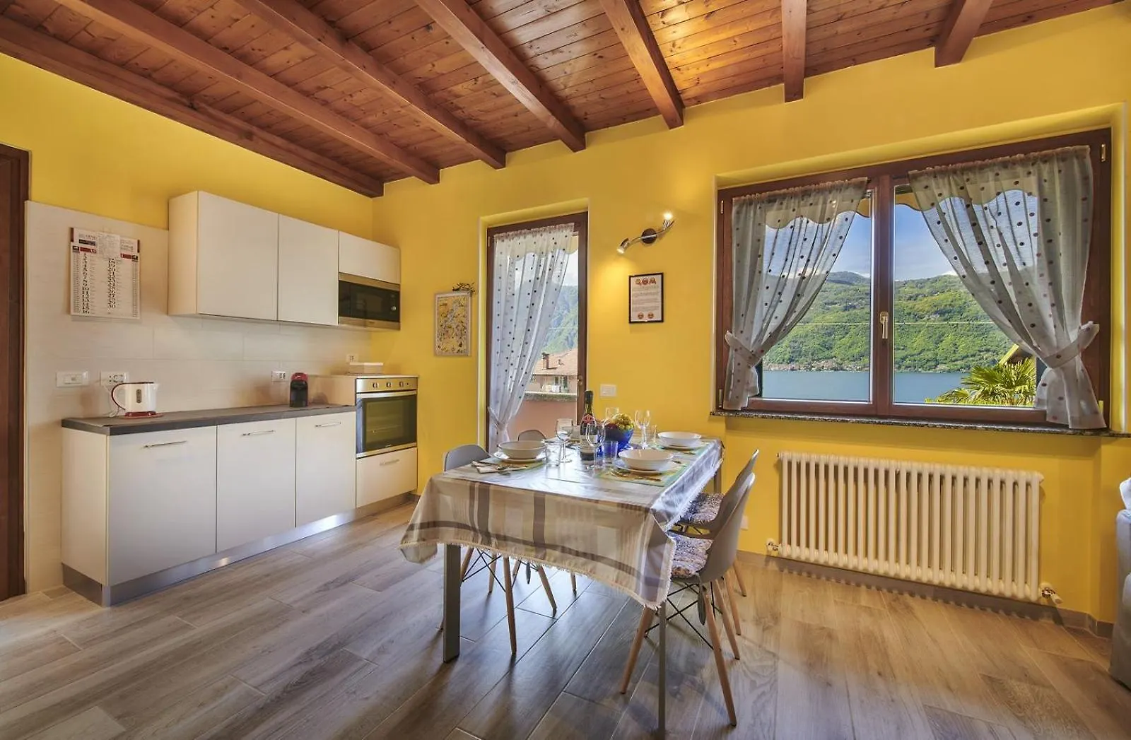Casa Della Musica Apartment Lake View And Garden Mandello del Lario Feriehus